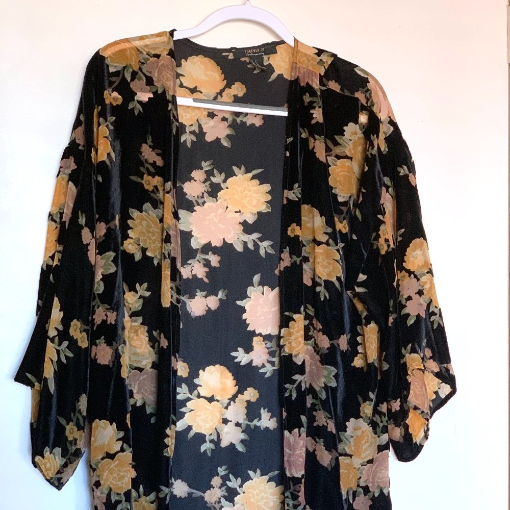 Velvet Floral Kimono